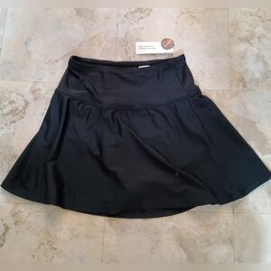 High Waisted Full Coverage Swim Skirt (Empetua Now Shapermint) M